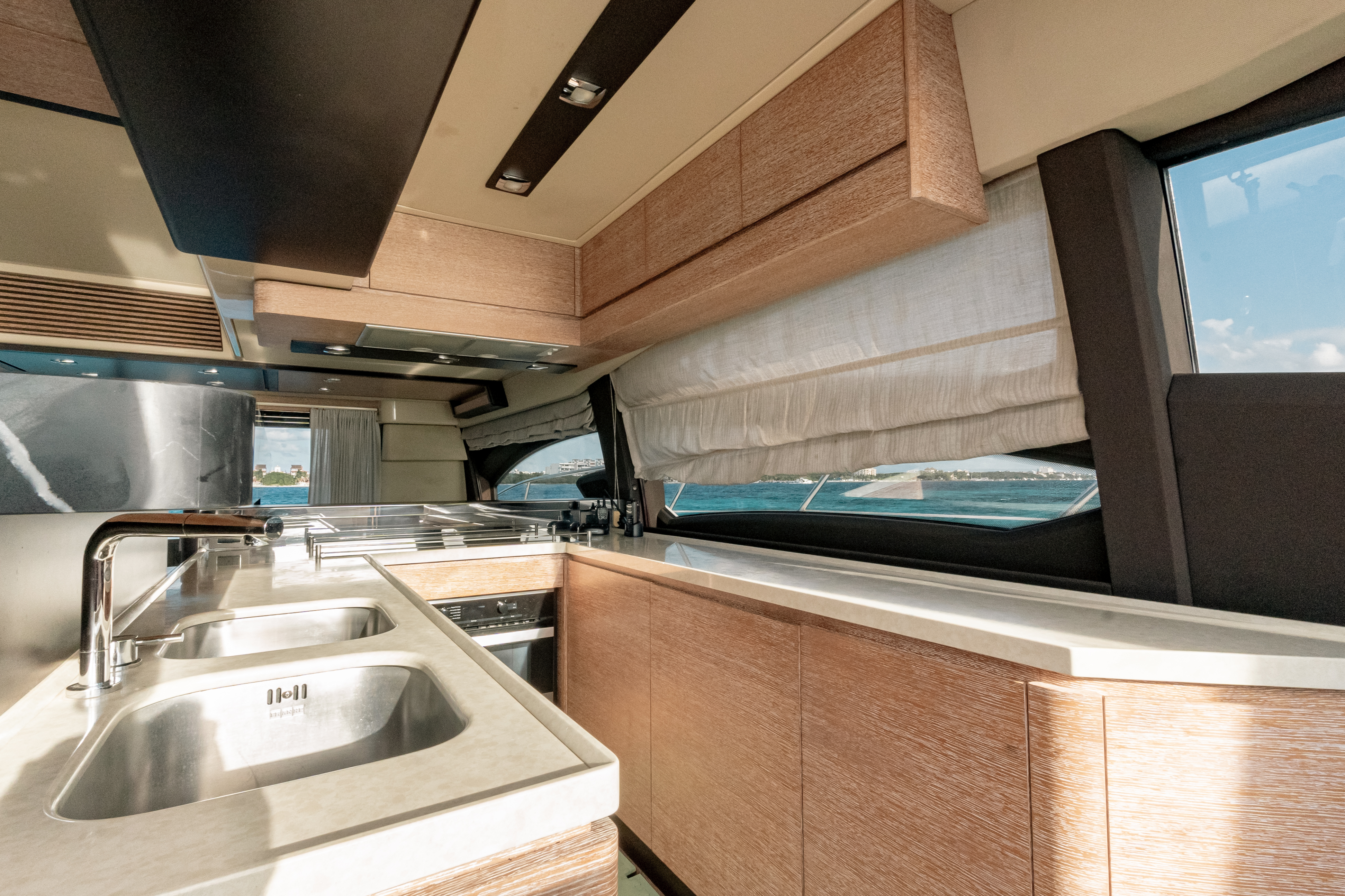65ft Azimut yacht rental Miami - premium amenities and entertainment system