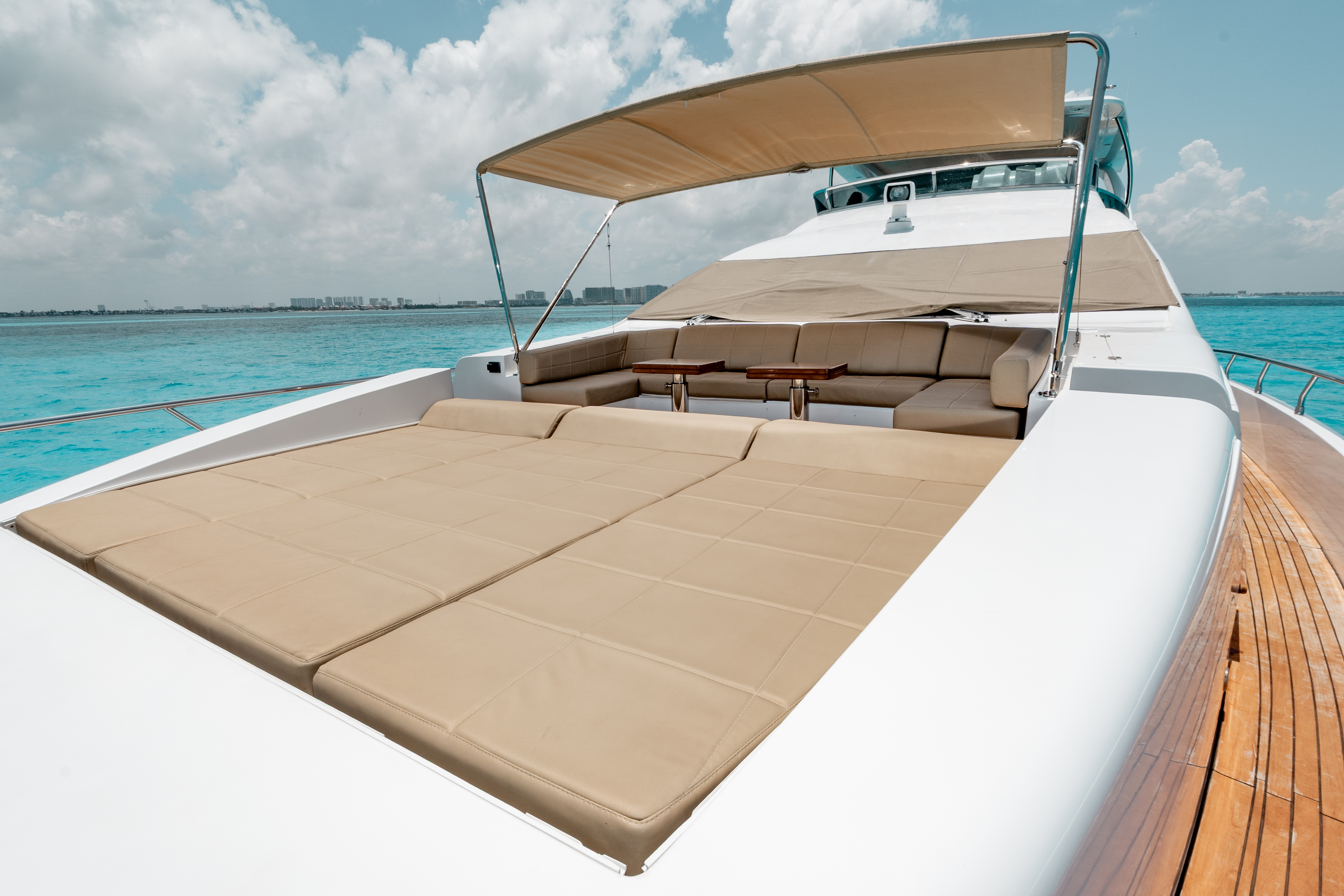 95ft Azimut yacht rental Miami - elegant interior salon for corporate events and private gatherings
