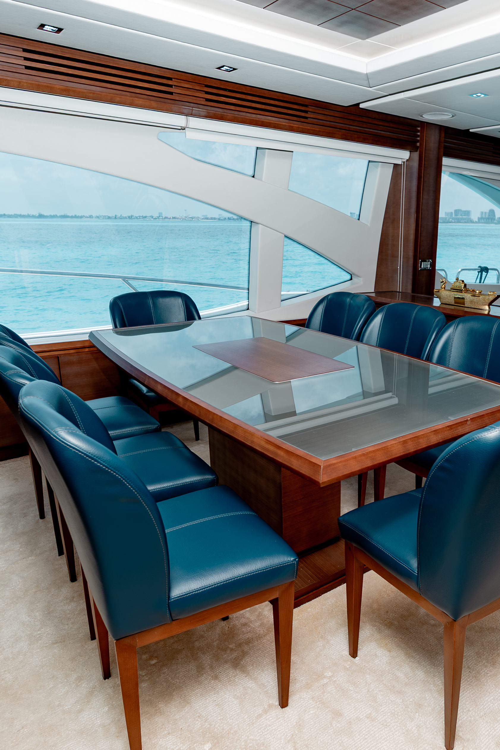 95ft Azimut yacht rental Miami - water toys and recreational equipment