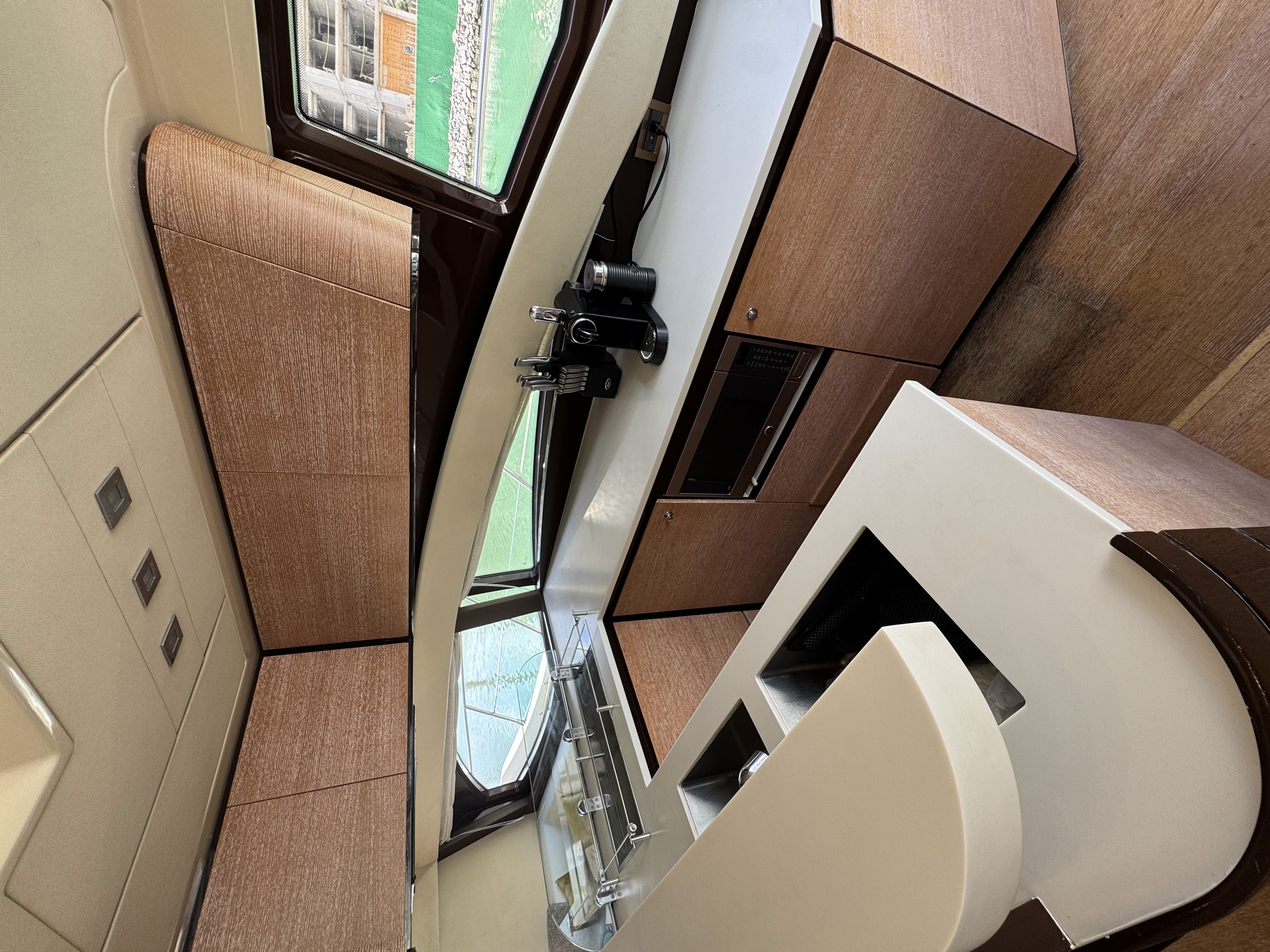 58ft Azimut yacht rental Miami - bow seating area perfect for sunbathing and relaxation