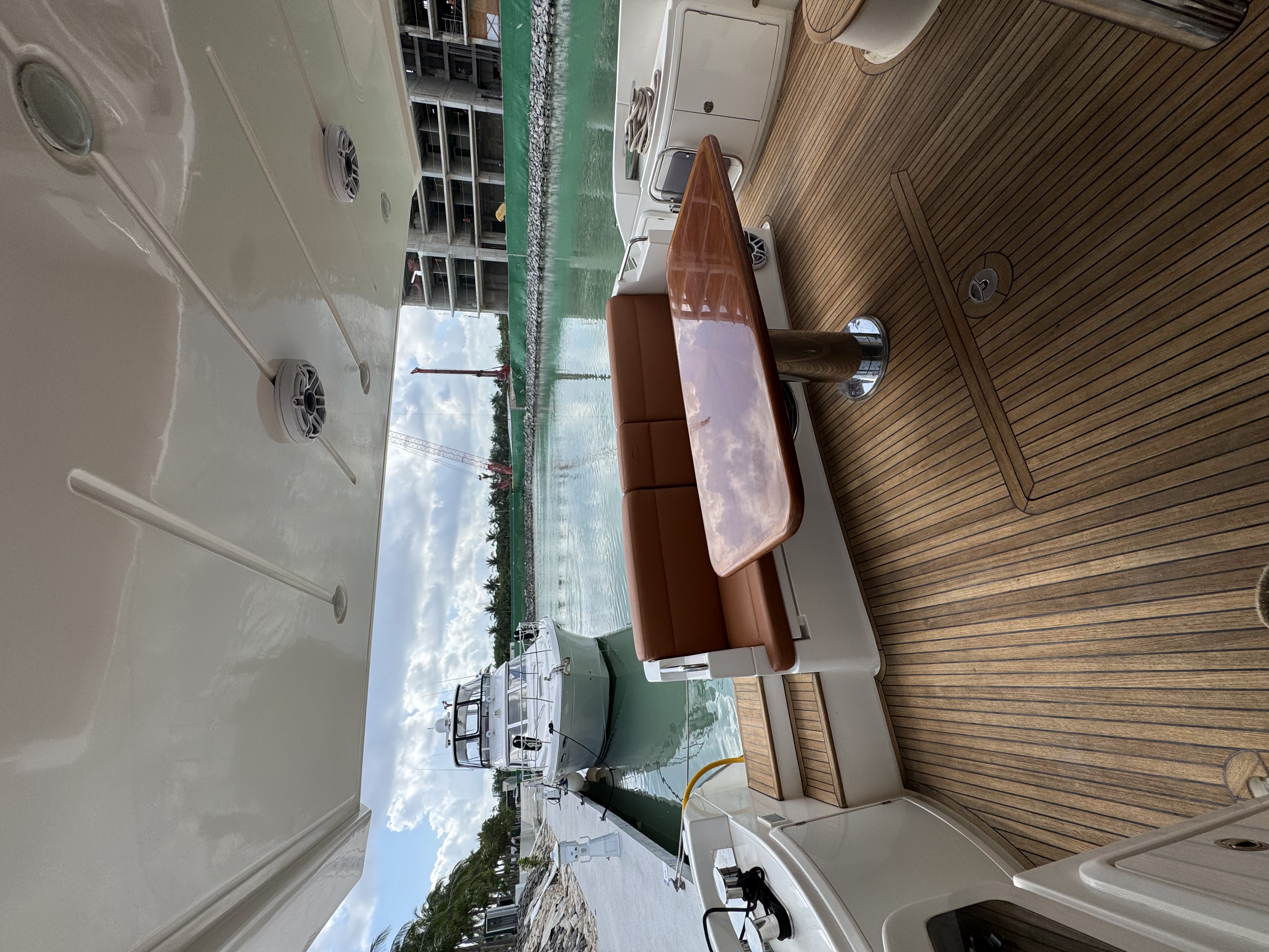 58ft Azimut yacht rental Miami - flybridge with panoramic views of Miami skyline