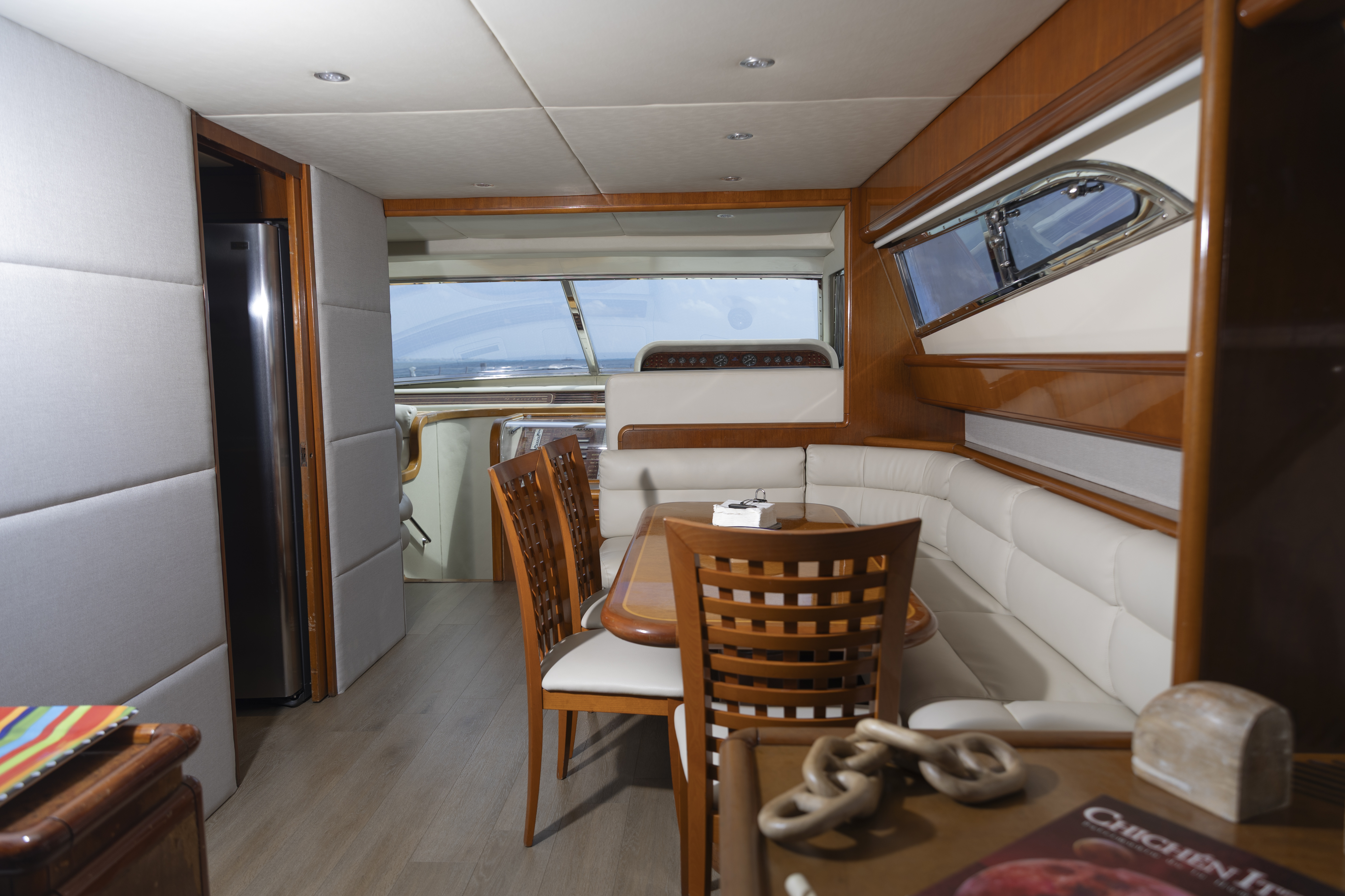 74ft Ferretti yacht rental Miami - stern swim platform with water access for snorkeling