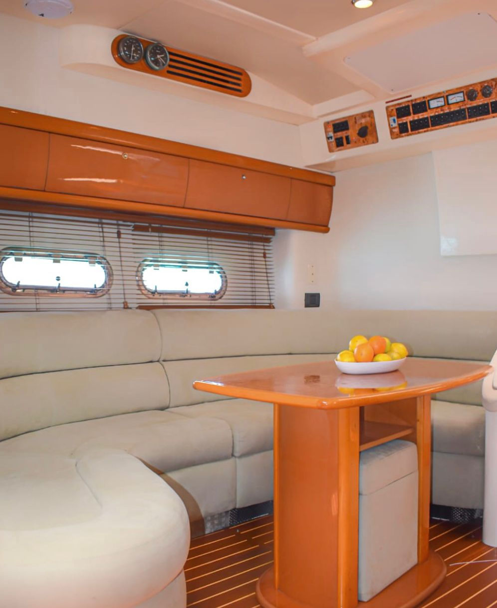 43ft Sea Line yacht rental Miami - stern swim platform with water access for snorkeling