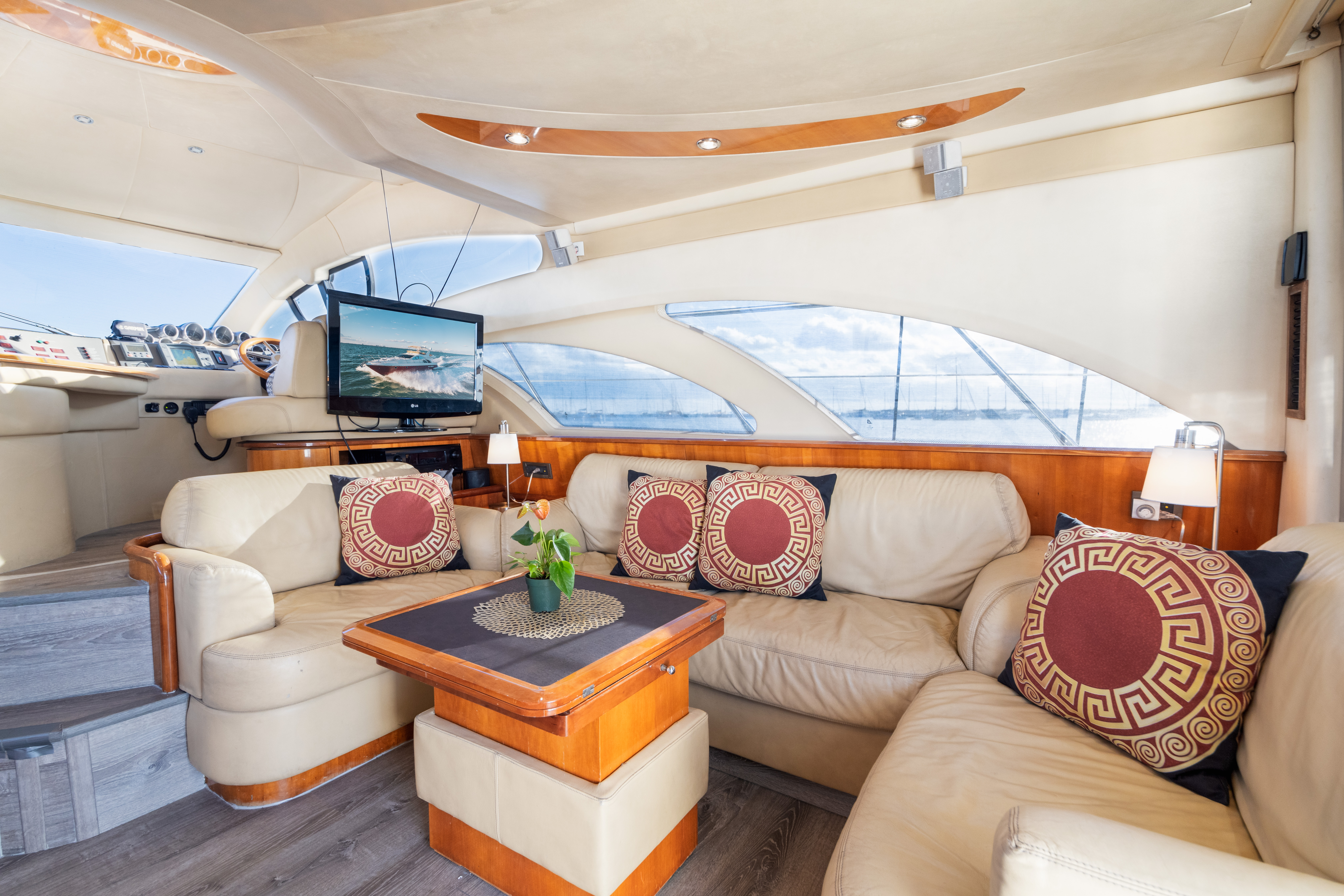 55ft Azimut G yacht rental Miami - flybridge with panoramic views of Miami skyline