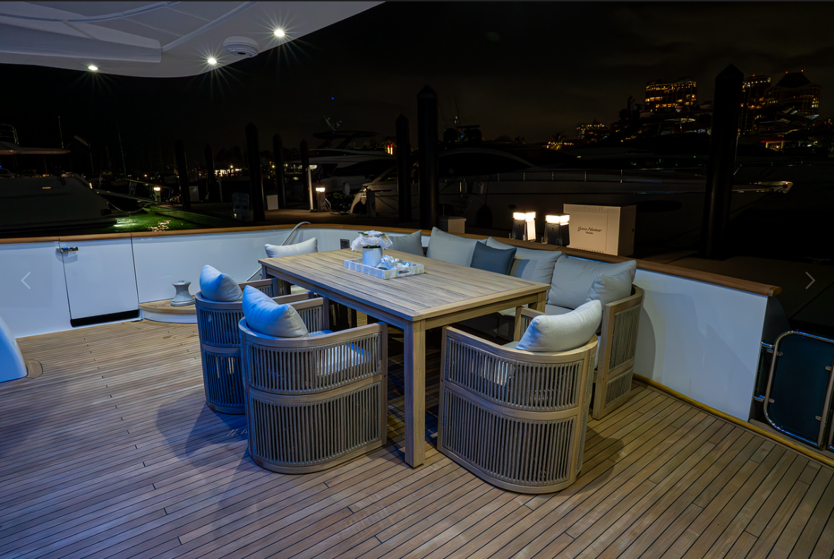110ft Antago G yacht rental Miami - stern swim platform with water access for snorkeling