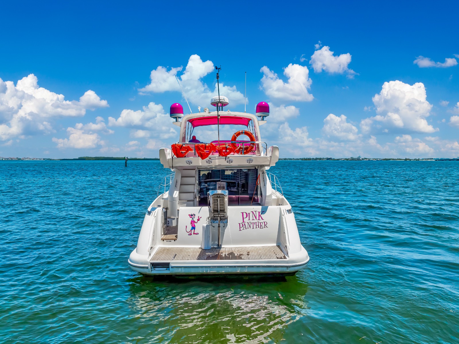55ft Pink Panther Flybridge yacht rental Miami - bow seating area perfect for sunbathing and relaxation