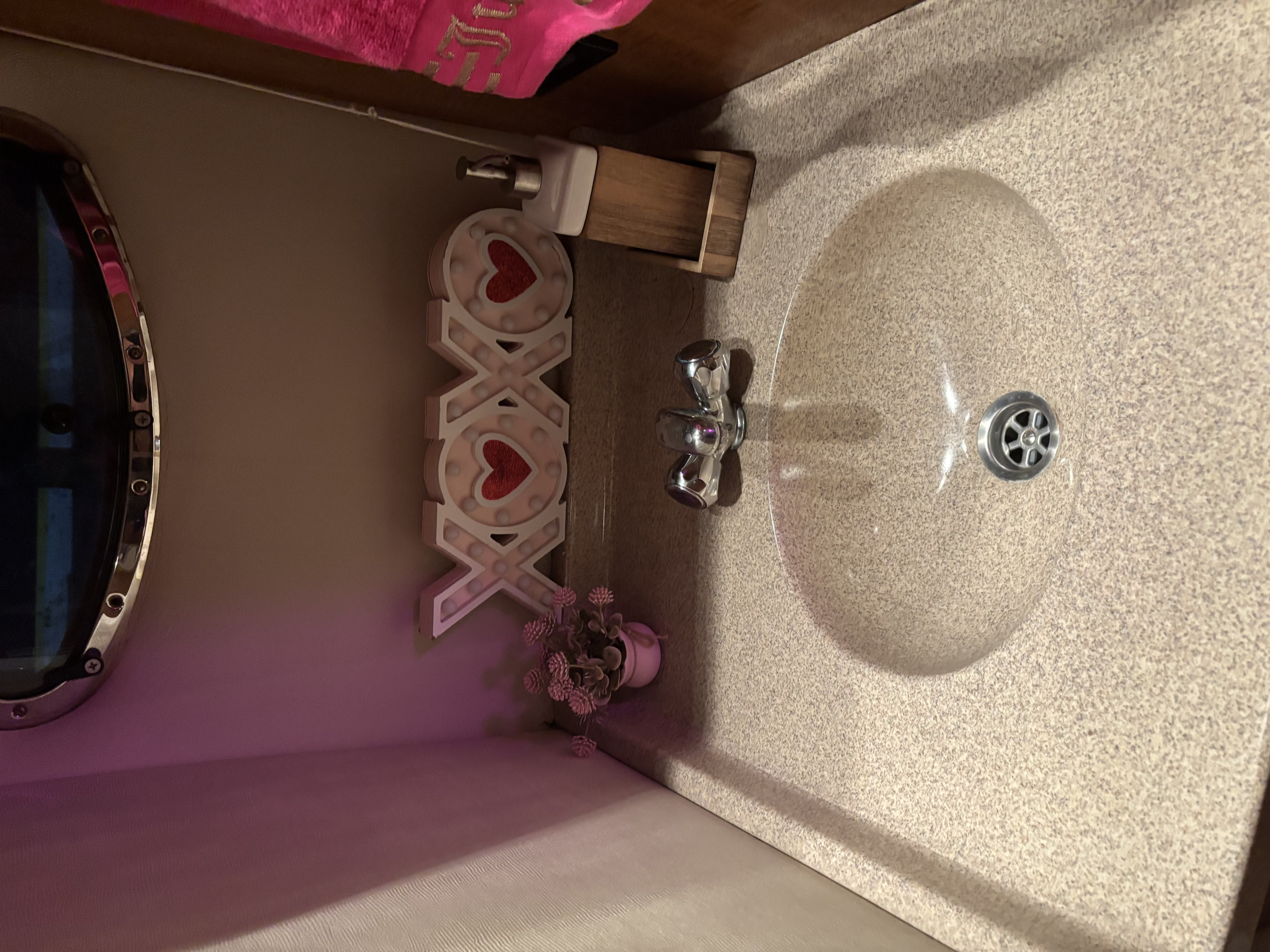 45ft Diamond Pink yacht rental Miami - premium amenities and entertainment system