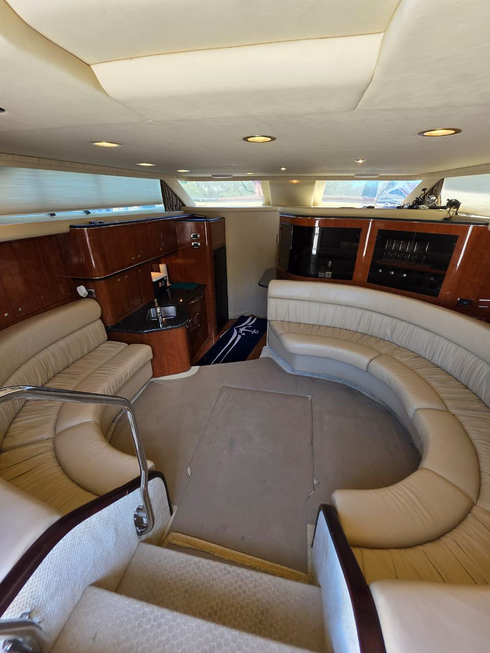 48ft Sea Ray yacht rental Miami - premium amenities and entertainment system