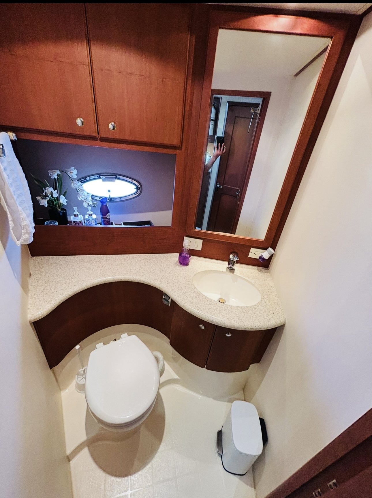 45ft Silverton Obsession yacht rental Miami - flybridge with panoramic views of Miami skyline