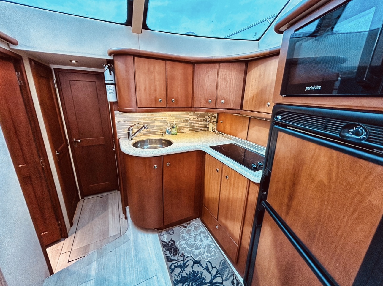 45ft Silverton Obsession yacht rental Miami - comfortable lounge area for group celebrations