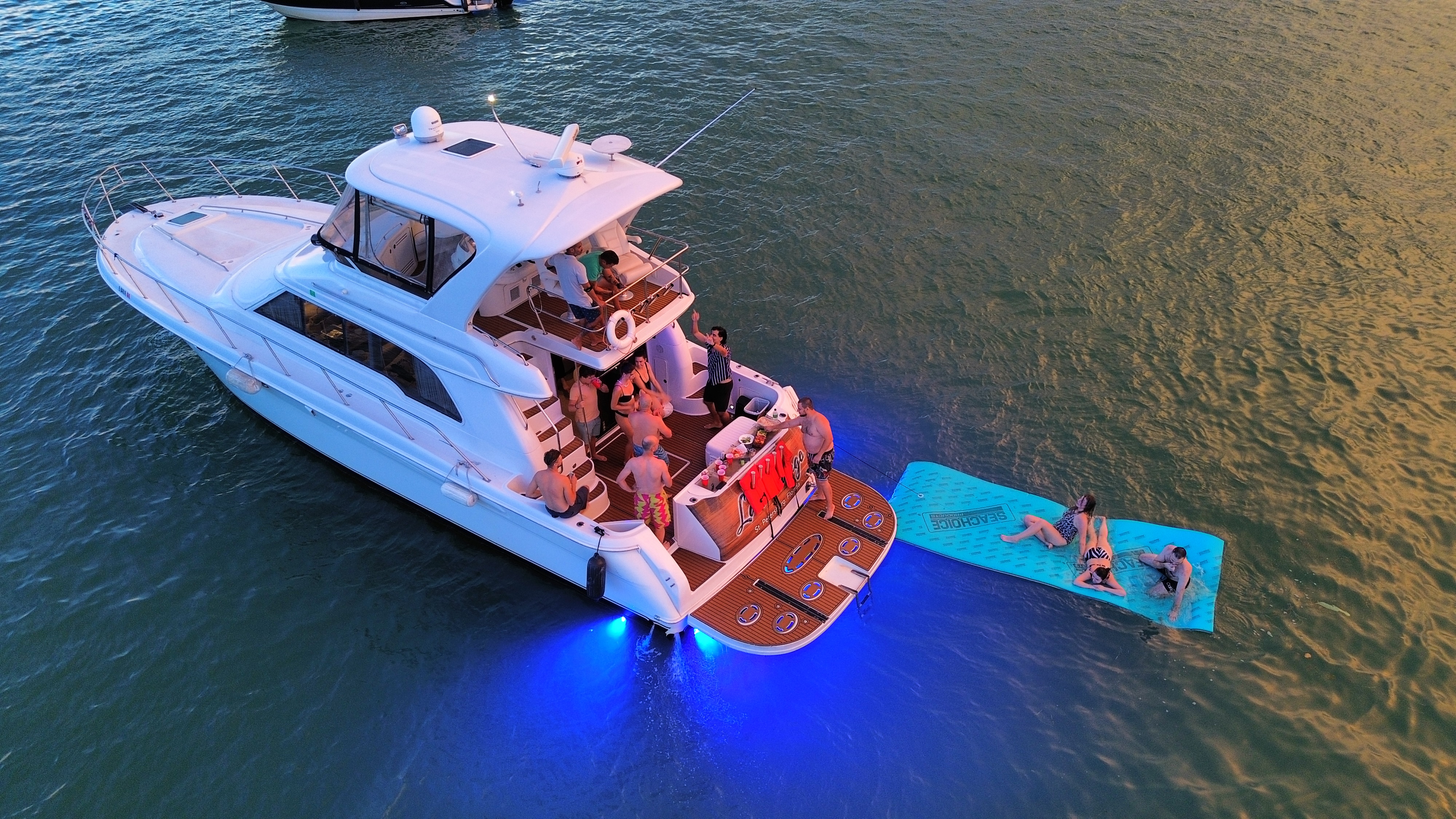 55ft Searay L yacht rental Miami - premium amenities and entertainment system