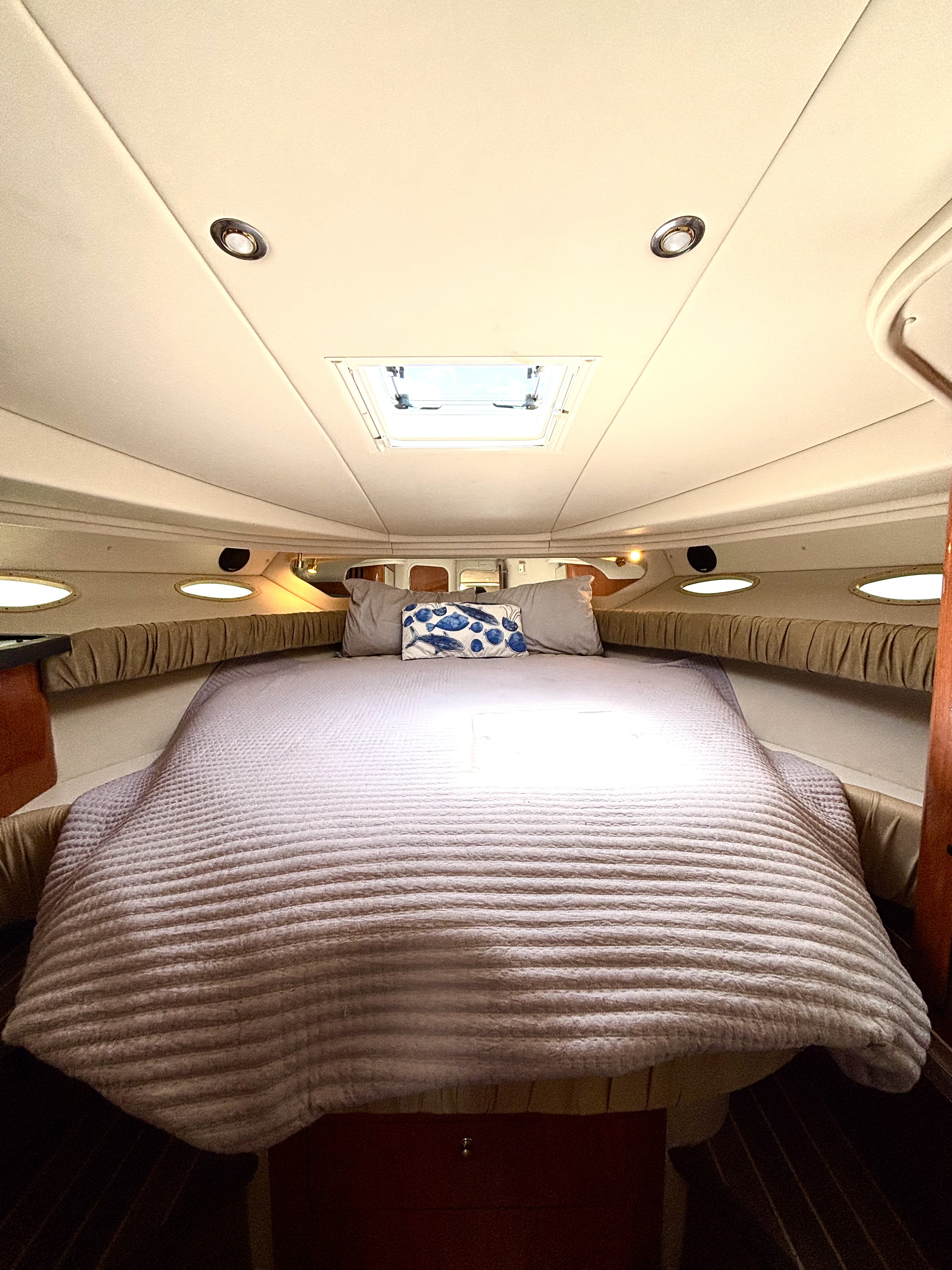 45ft Searay H yacht rental Miami - galley kitchen for catered yacht events