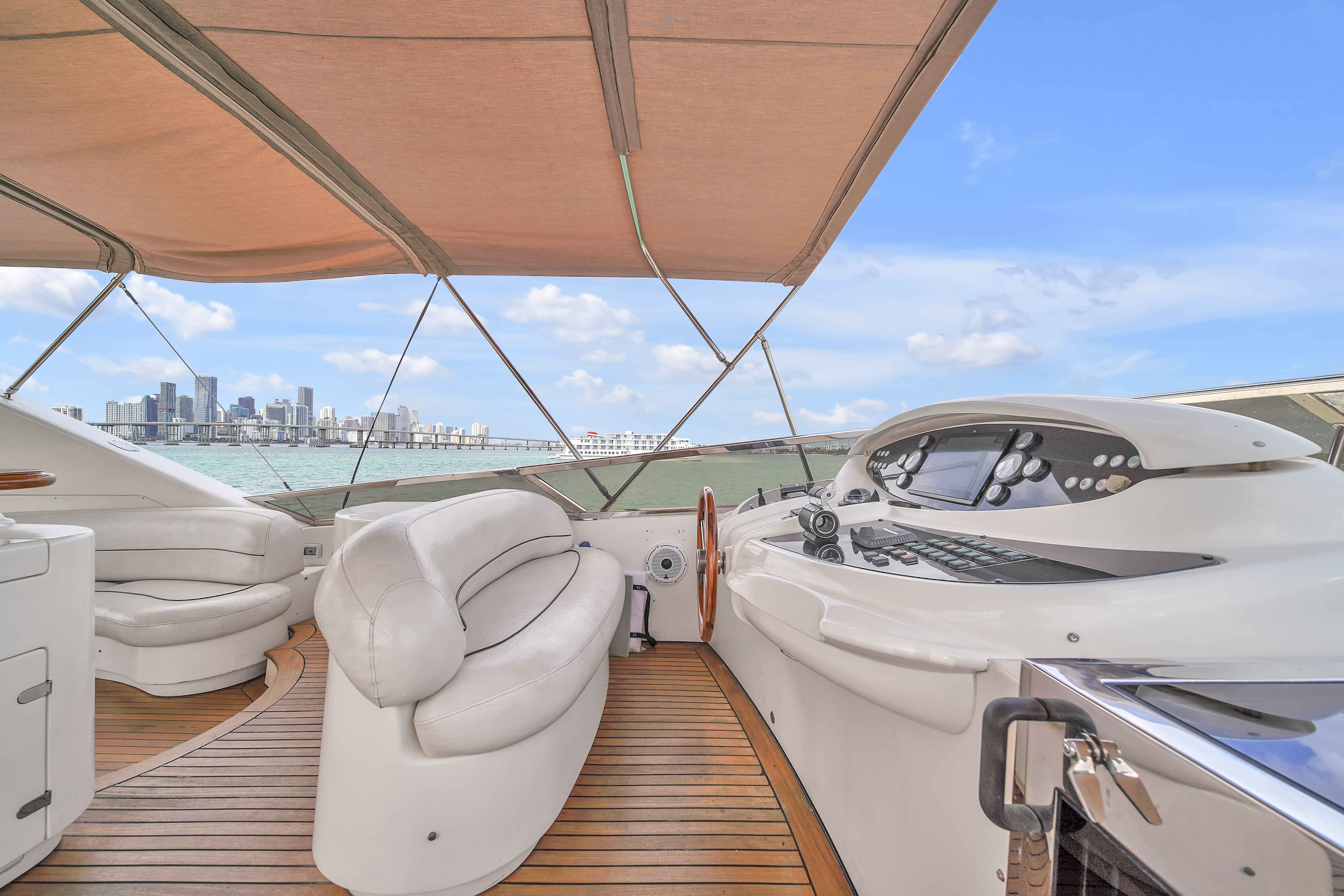 100ft Azimut D yacht rental Miami - flybridge with panoramic views of Miami skyline