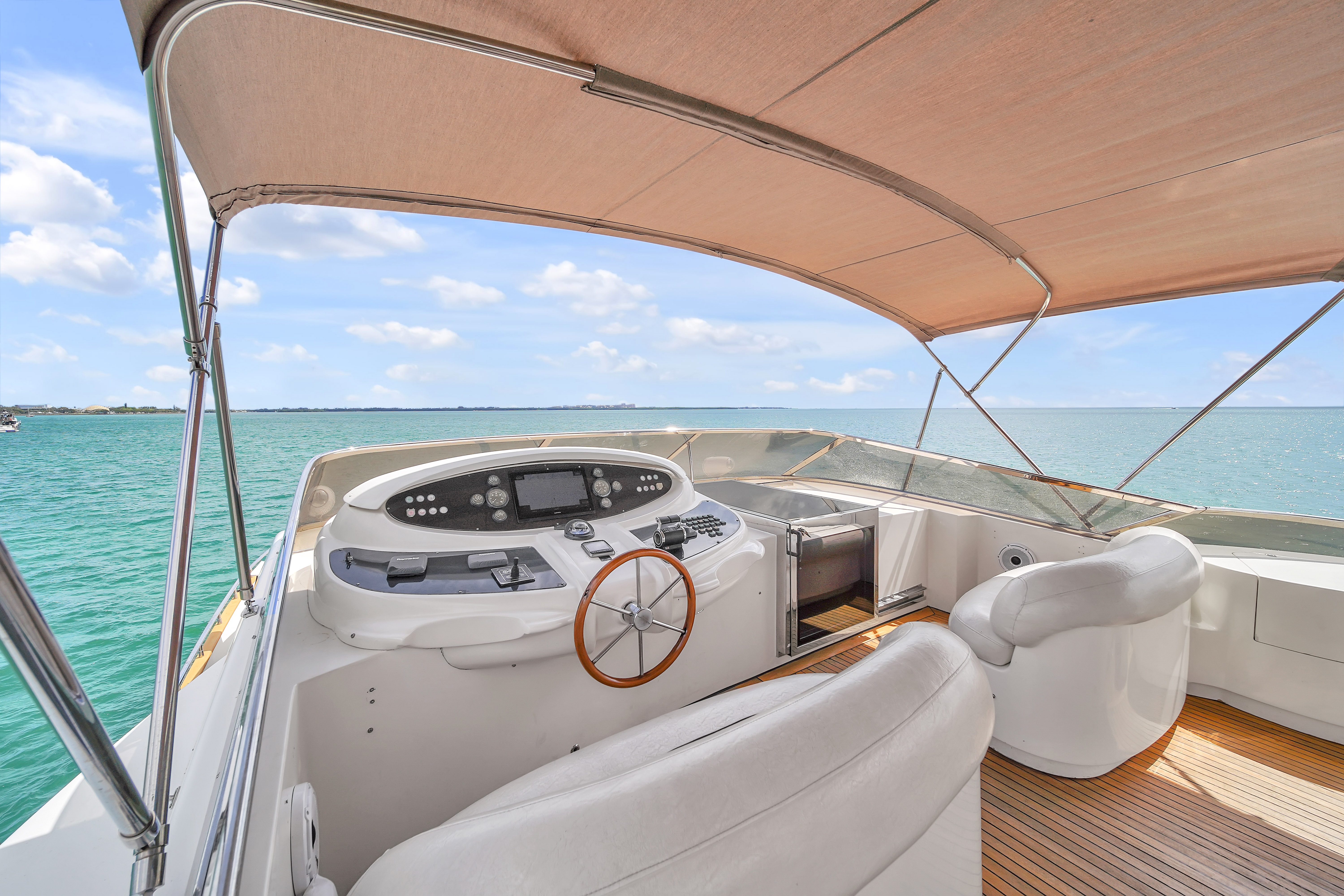 100ft Azimut D yacht rental Miami - spacious deck area ideal for sunset cruises and bachelorette parties